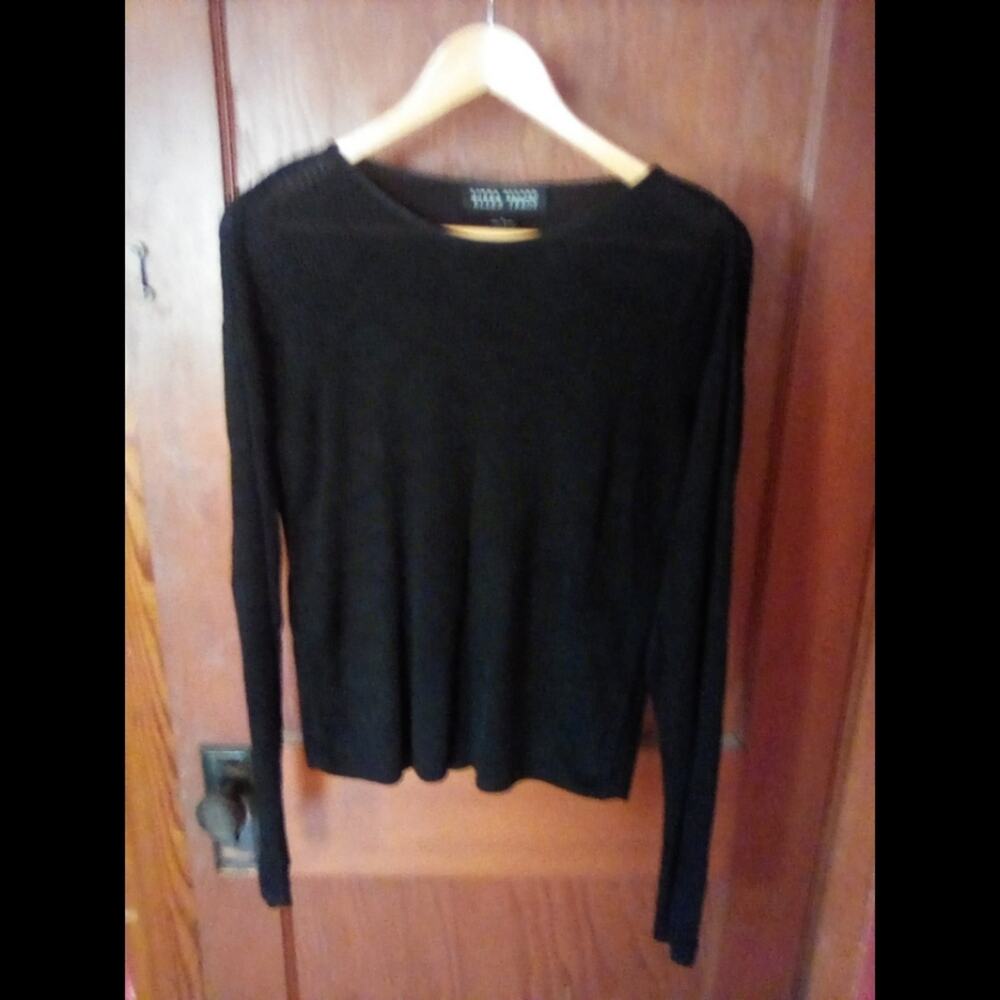 Beautiful Light Knitted Long sleeve Top Viscose XS